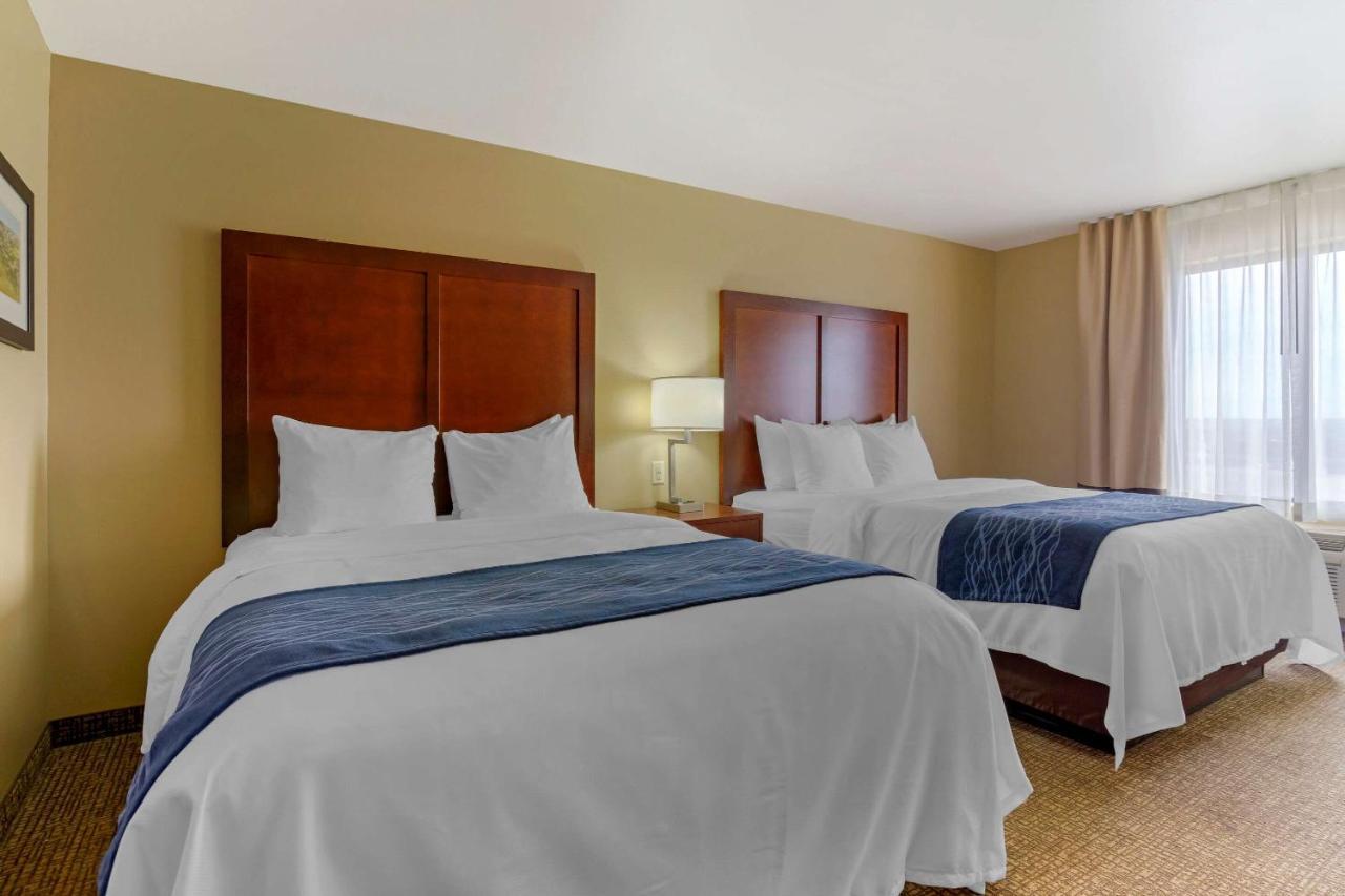 Comfort Inn & Suites Mandan - Bismarck Екстер'єр фото