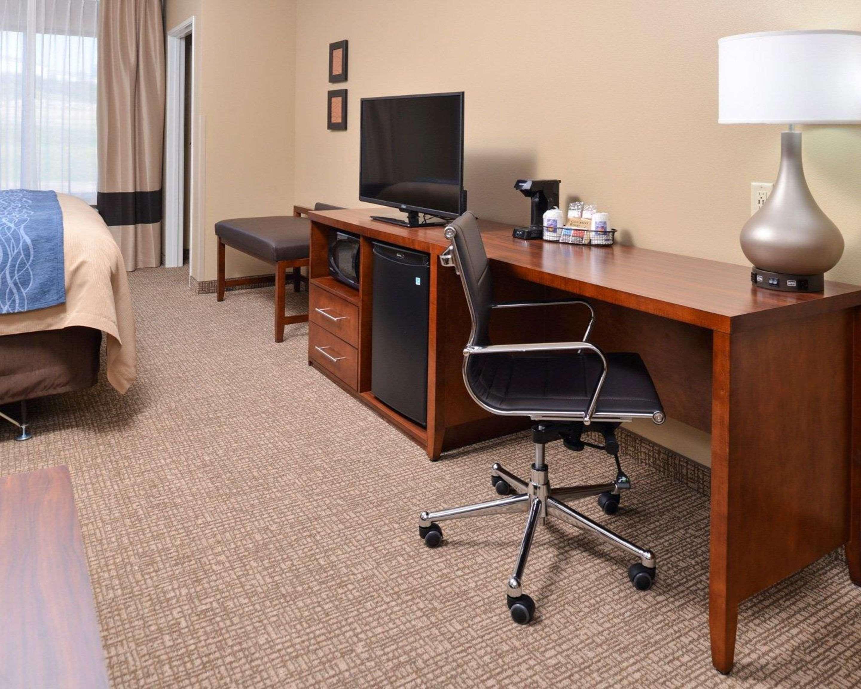 Comfort Inn & Suites Mandan - Bismarck Екстер'єр фото