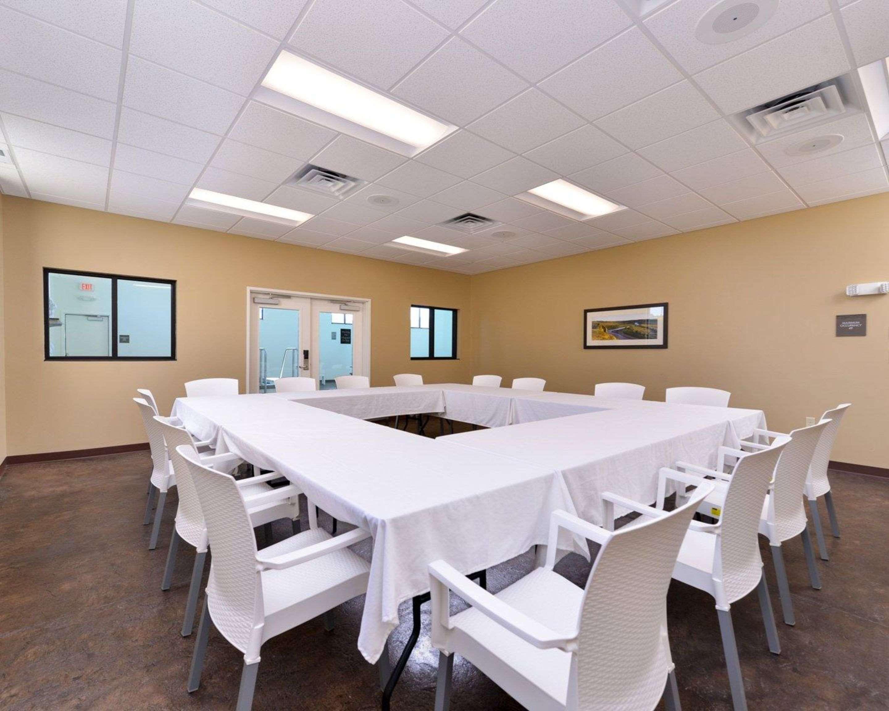 Comfort Inn & Suites Mandan - Bismarck Екстер'єр фото