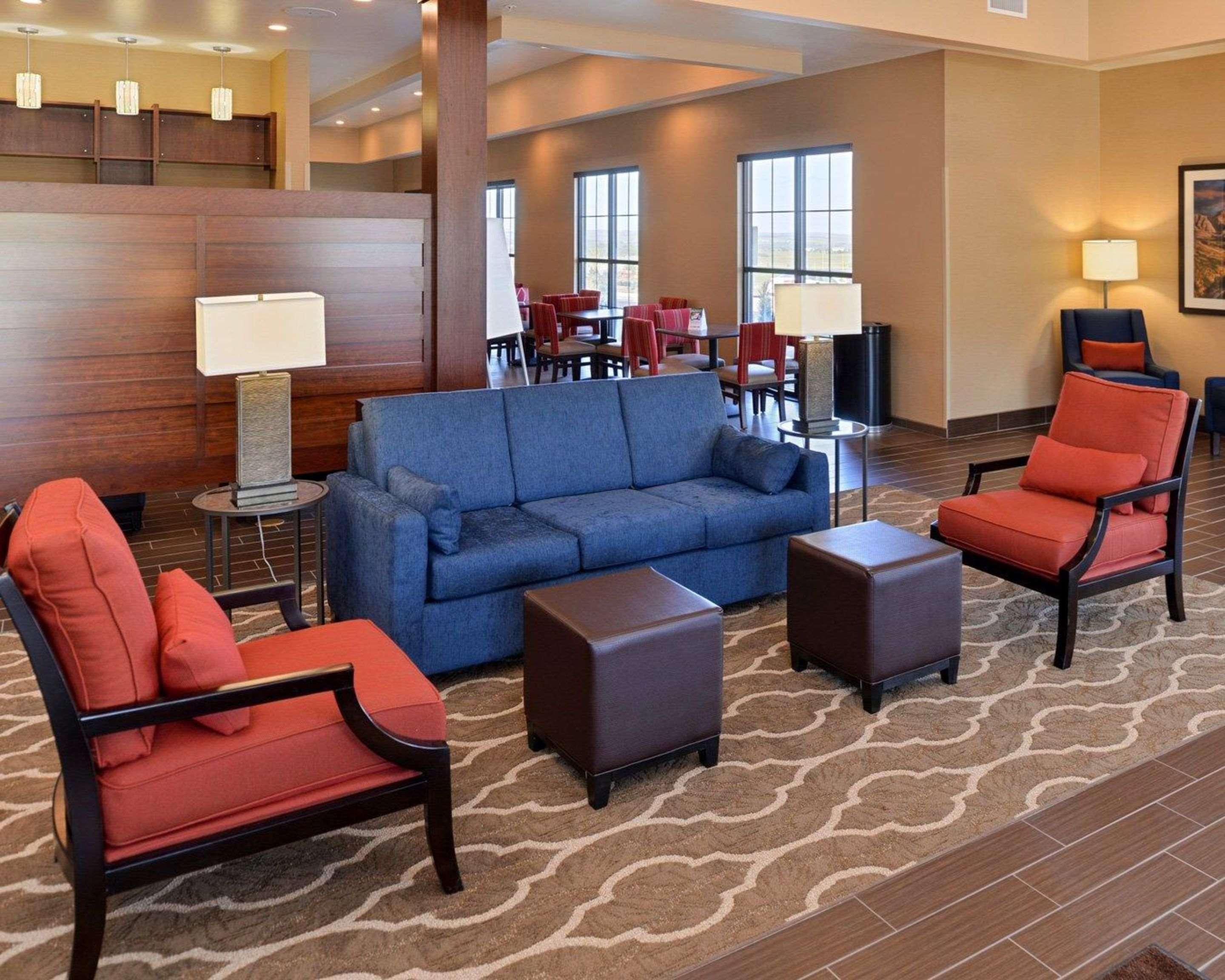 Comfort Inn & Suites Mandan - Bismarck Екстер'єр фото