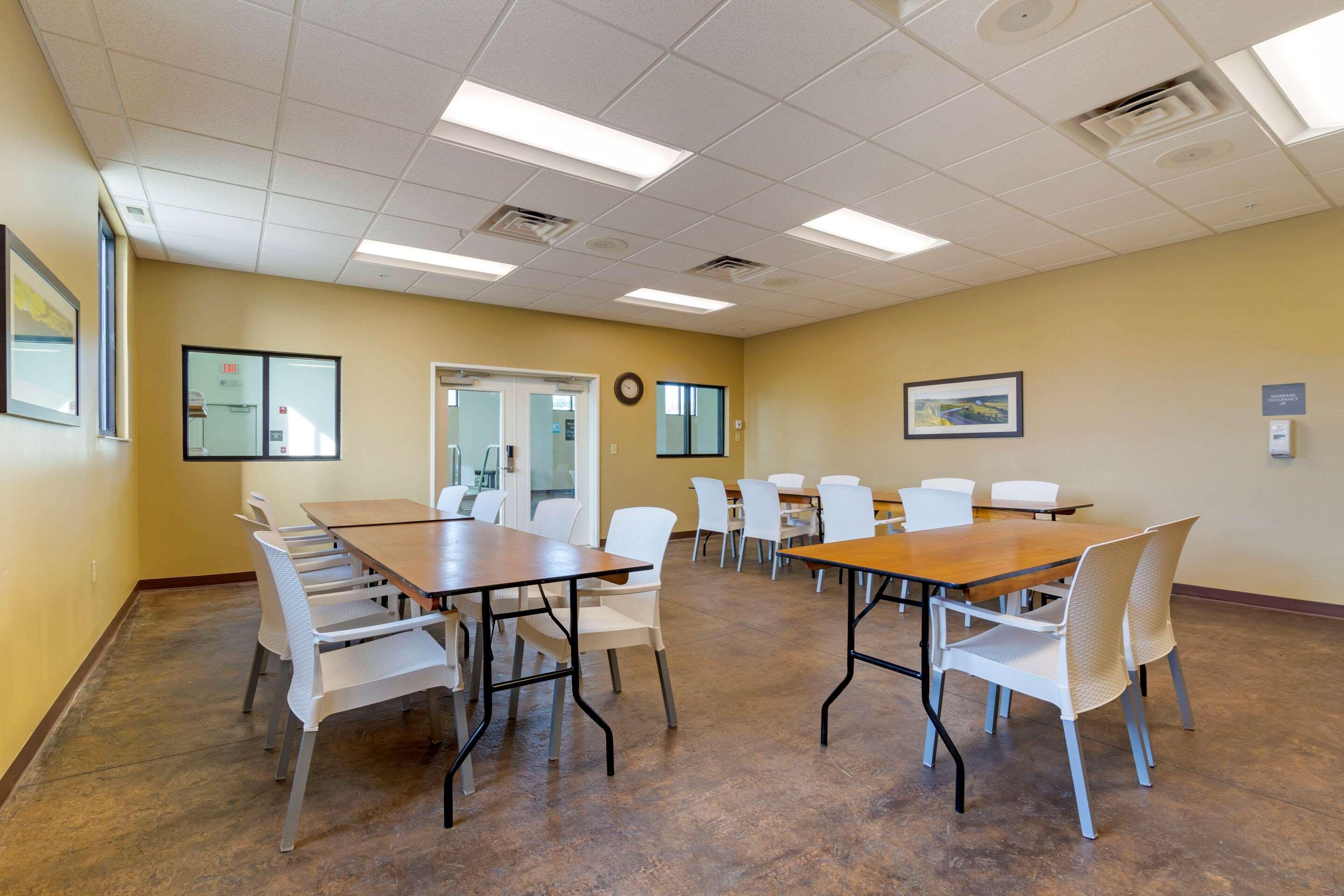Comfort Inn & Suites Mandan - Bismarck Екстер'єр фото