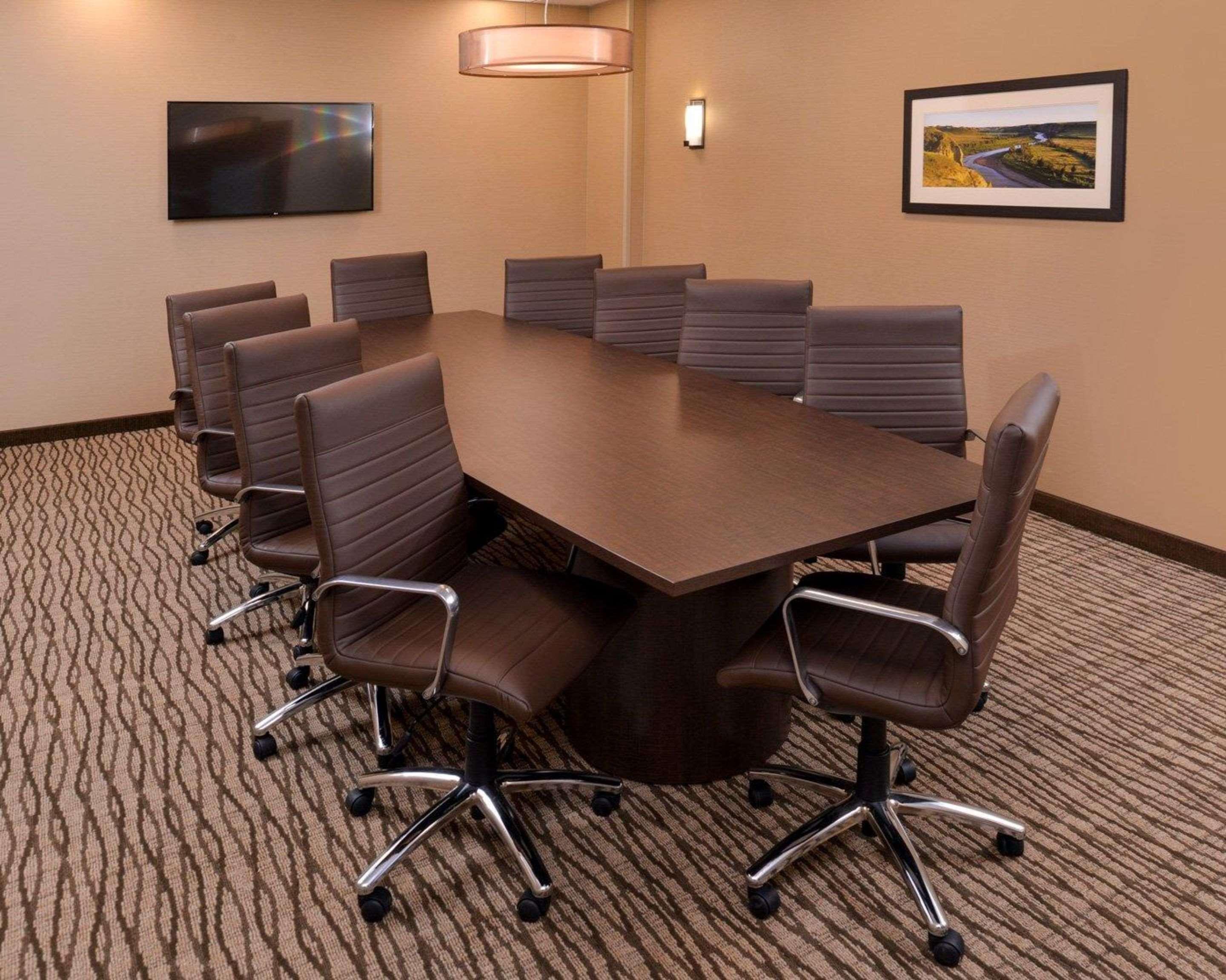 Comfort Inn & Suites Mandan - Bismarck Екстер'єр фото